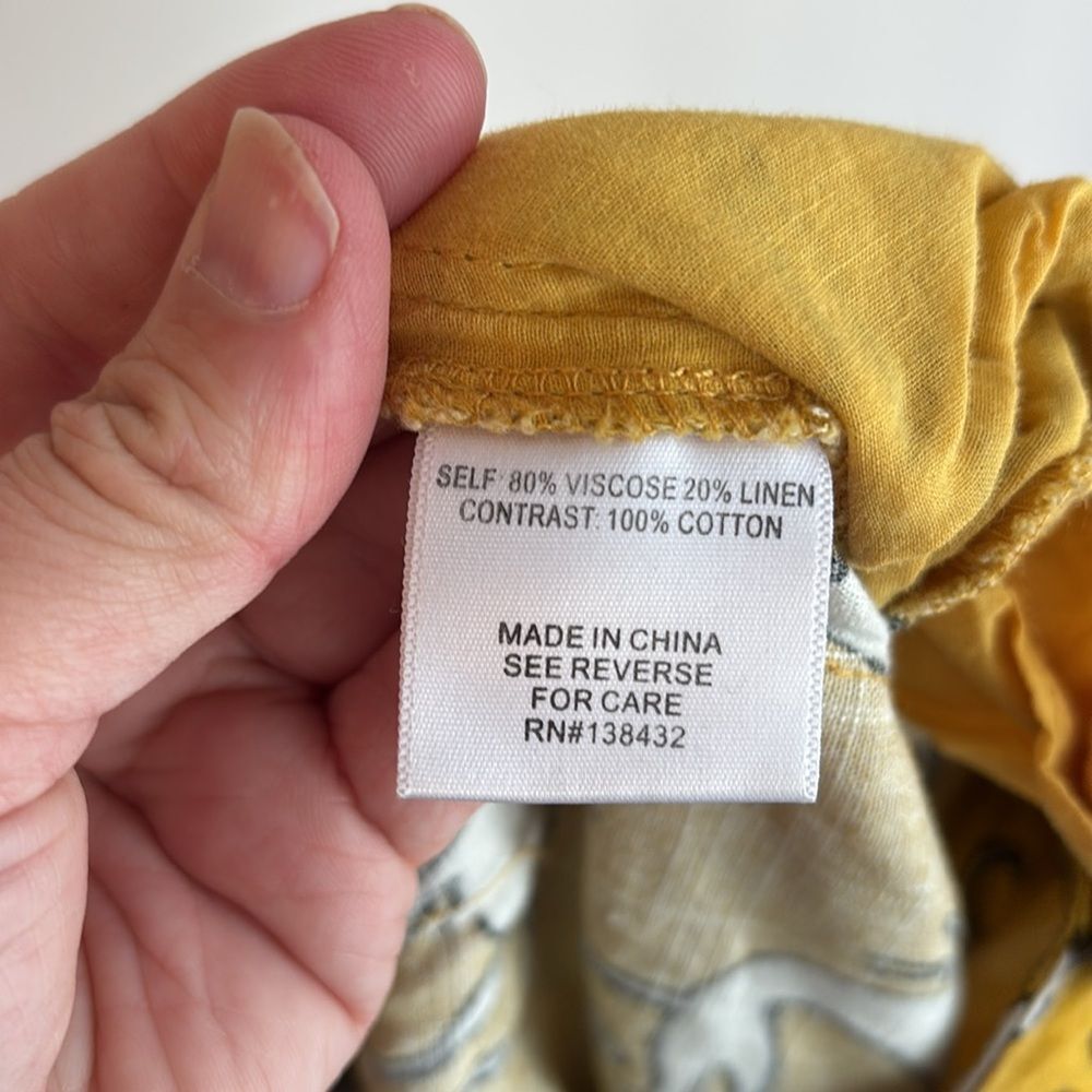 ModCloth Women’s cropped Mustard Cat novelty Print linen blend Pants size 2 EUC! - Picture 14 of 15